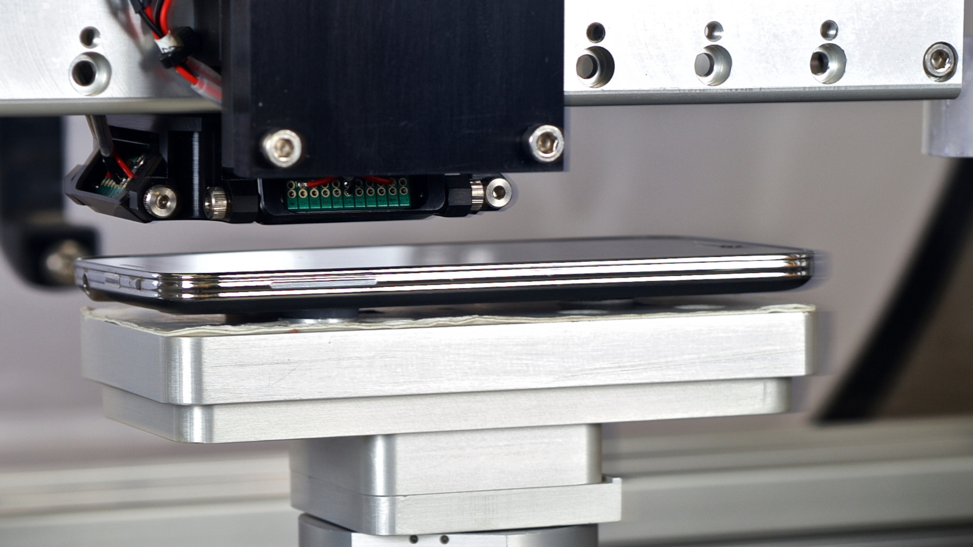 High-speed, non-contact measurement systems use state-of-the-art sensors to measure complex parts in seconds and improve manufactured part quality.
