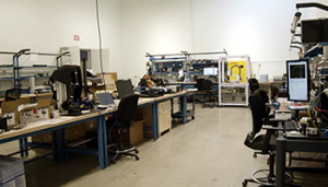 Notre laboratoire d'étalonnage de 160 m² pour la qualification et l'étalonnage des composants avant l'assemblage et la livraison aux clients.