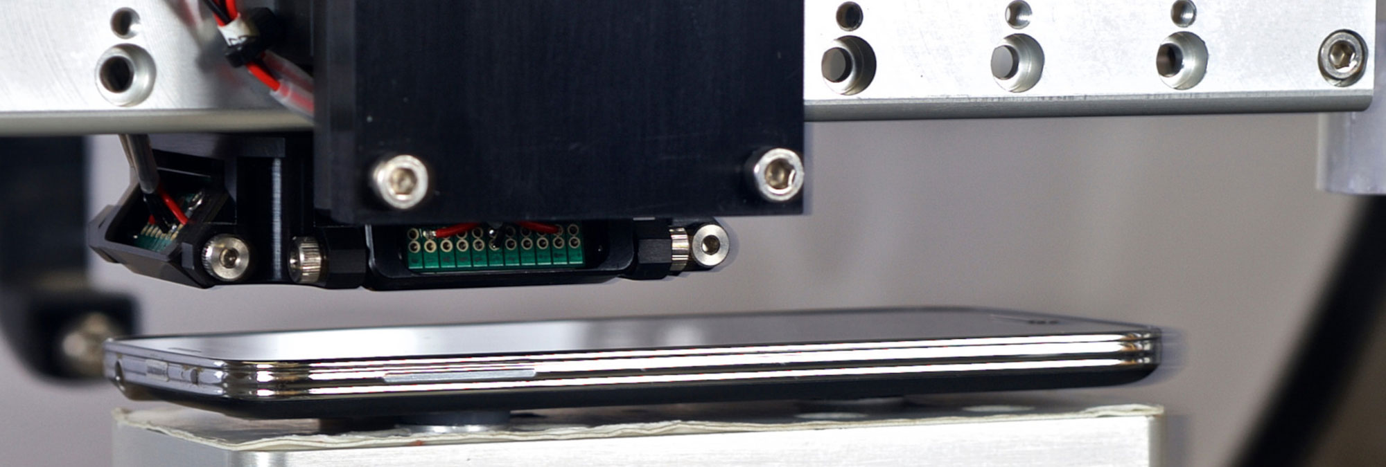 amp-high-speed-inspection-metrology-980x388 smartphone inspection